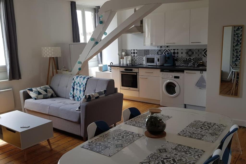 Appartement Lumineux Et Moderne Le Mans Exterior foto